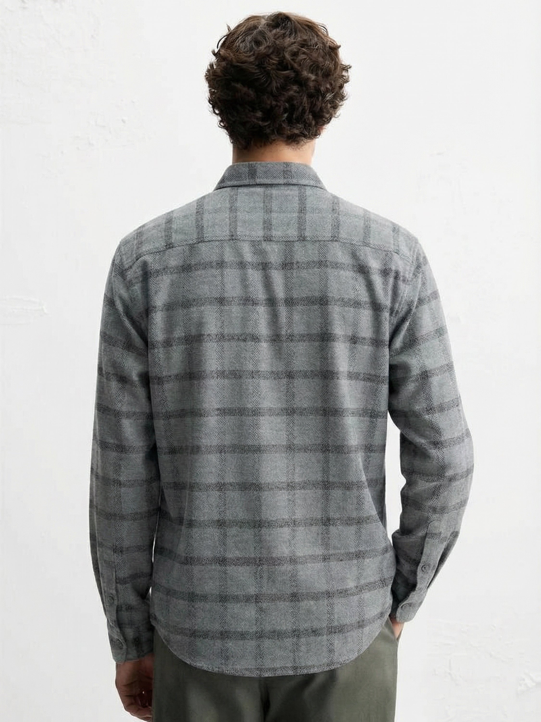 Highlander Men Grey Checked Relaxed Fit Casual Shirt - Grey - Image 3
