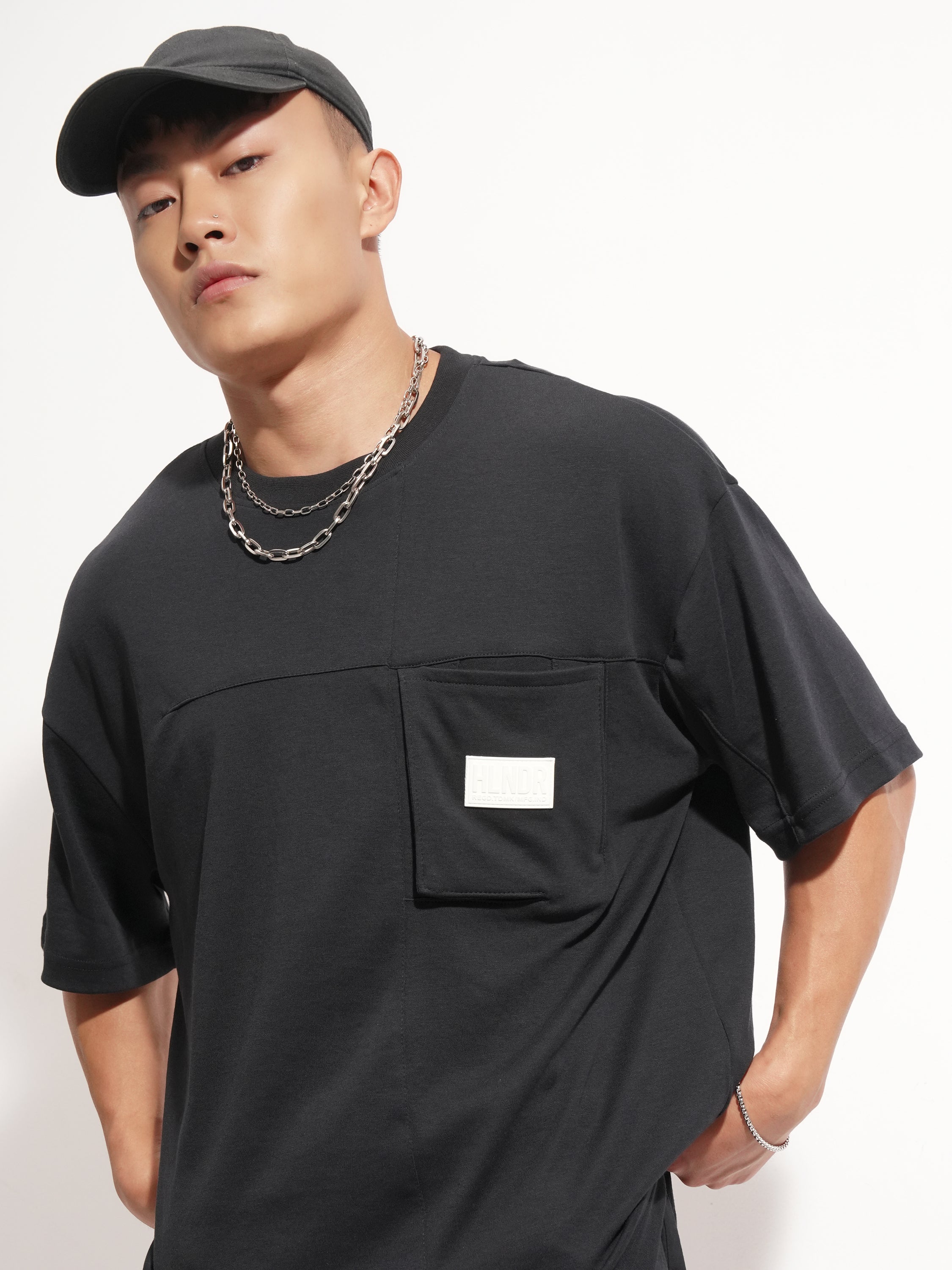 Highlander Men Black Solid Round Neck Oversized Fit T-Shirt - Black - Image 1