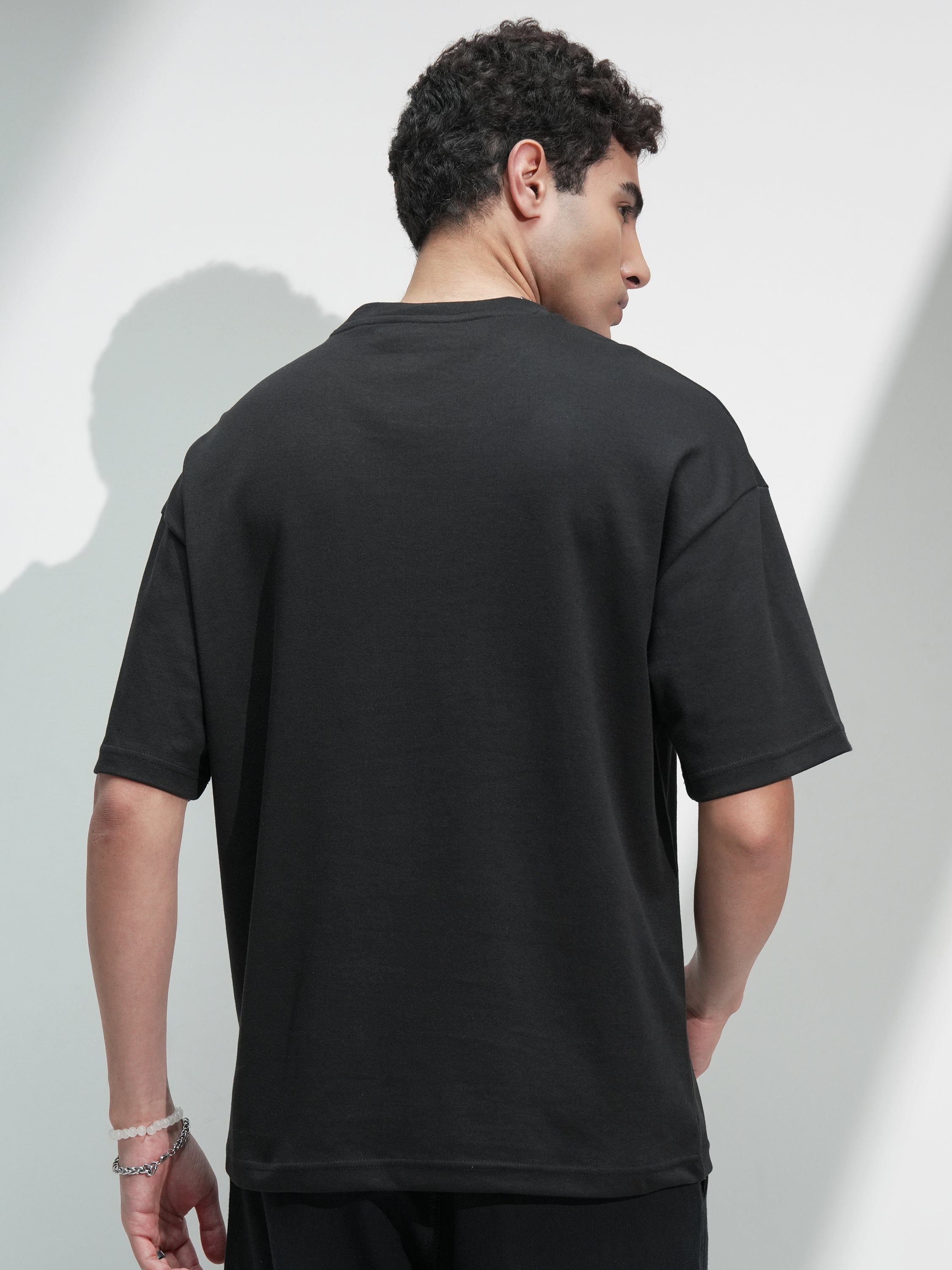 Highlander Men Black Solid Round Neck Oversized Fit T-Shirt - Black - Image 3