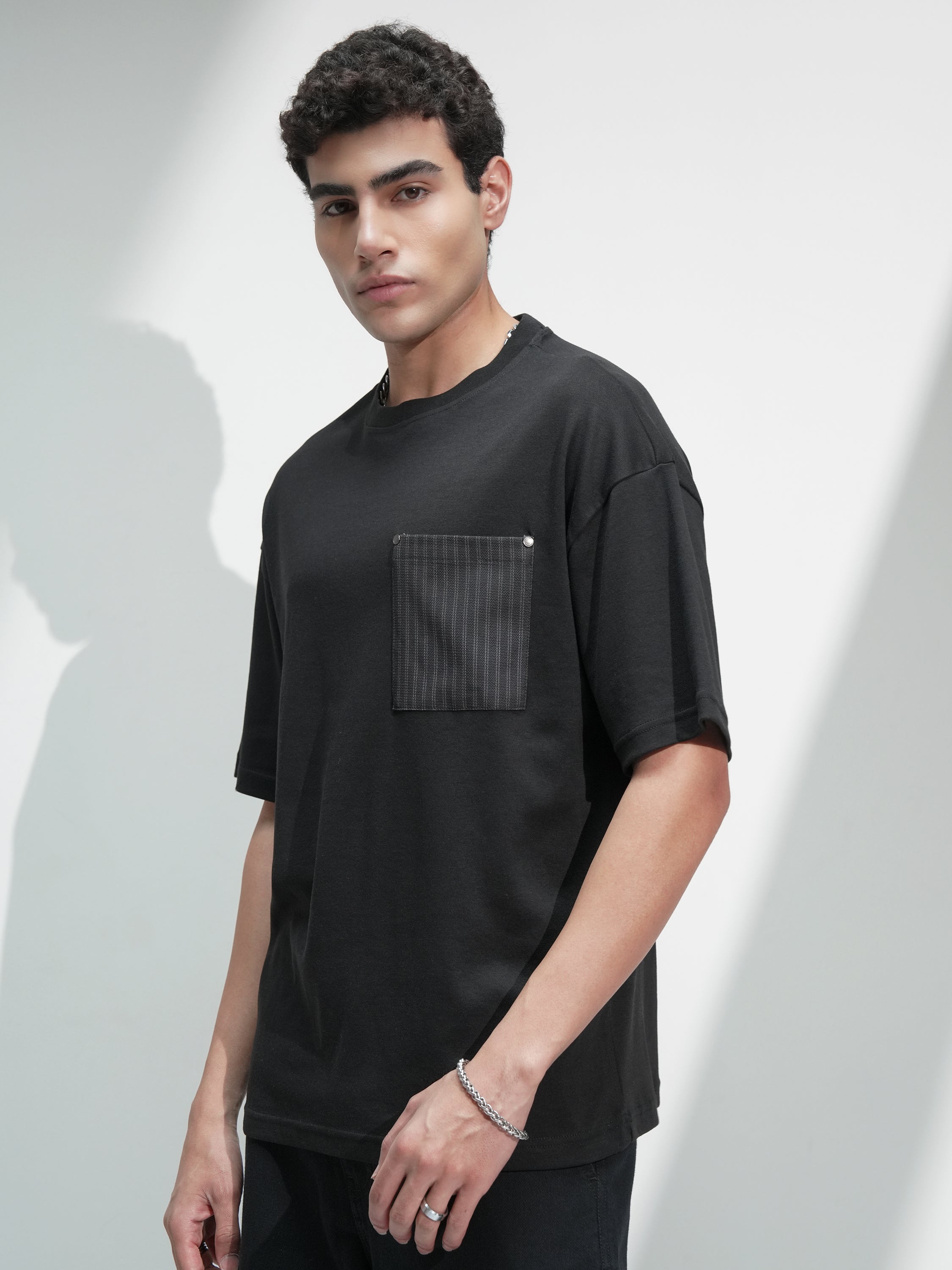 Highlander Men Black Solid Round Neck Oversized Fit T-Shirt - Black - Image 4