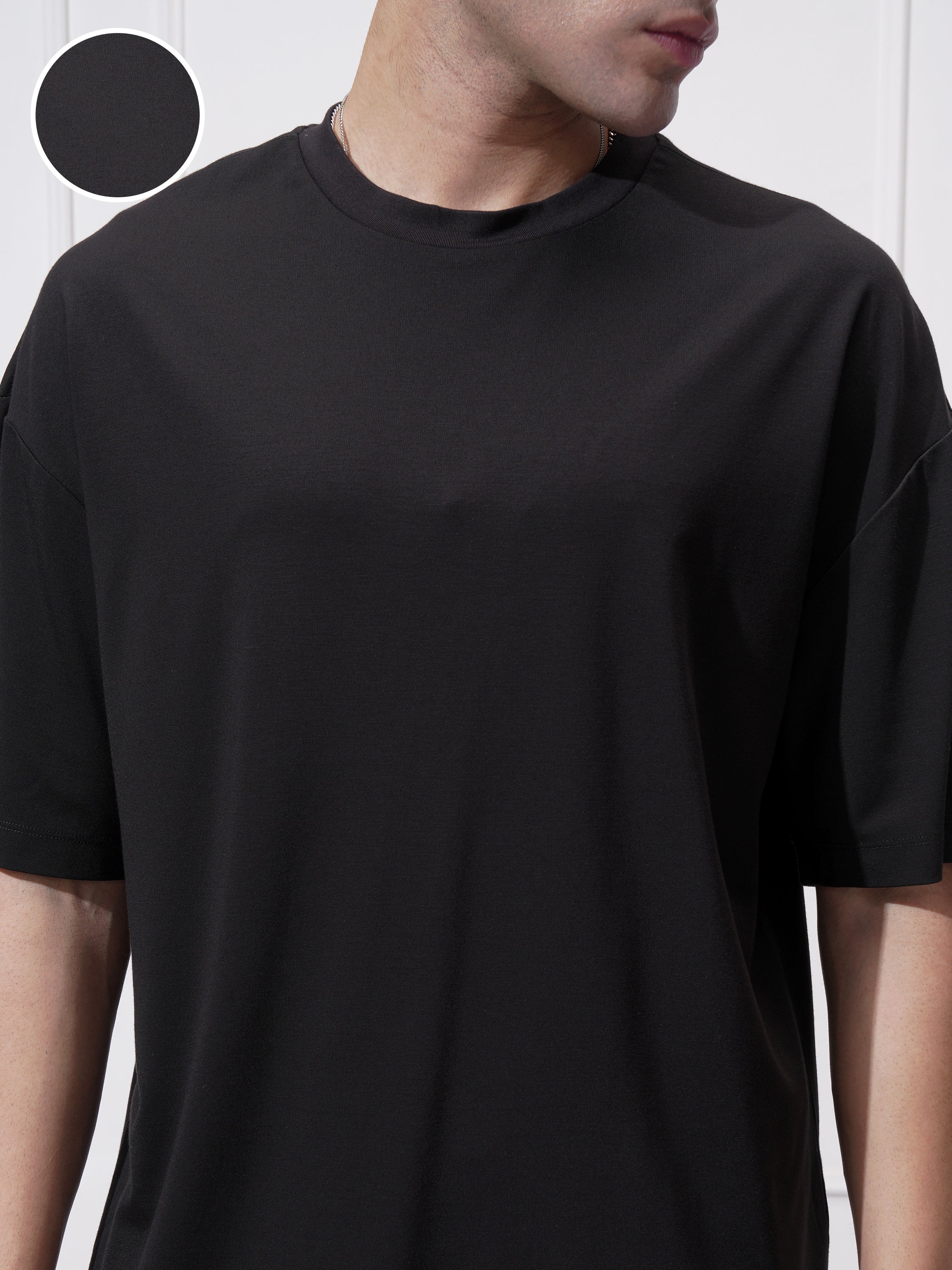 Highlander Men Black Solid Round Neck Oversized Fit T-Shirt - Black - Image 5