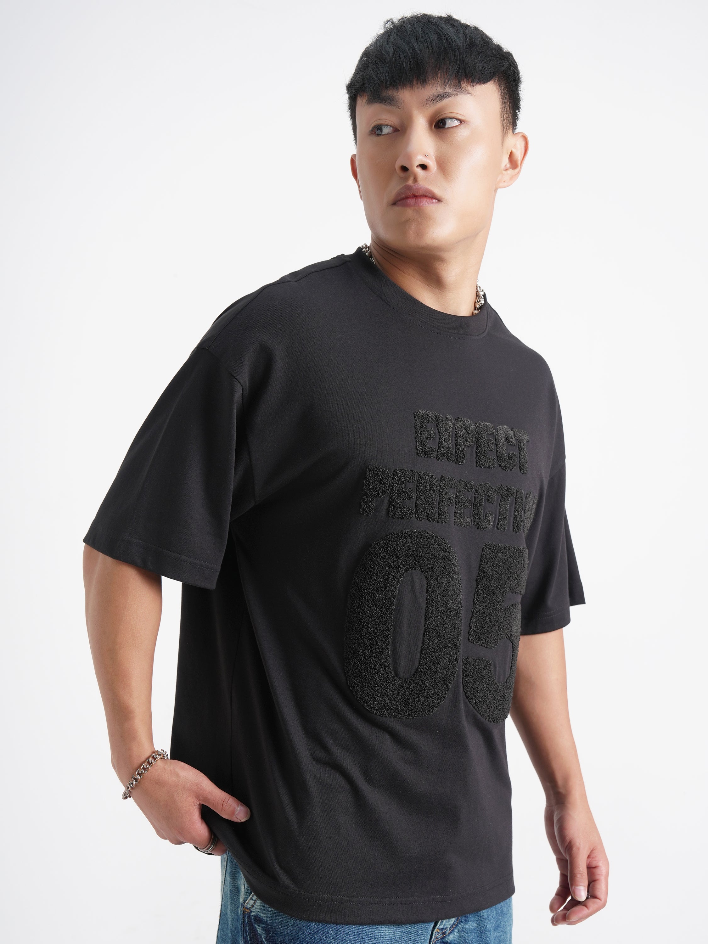 Highlander Men Black Applique Round Neck Oversized Fit T-Shirt - Black - Image 6