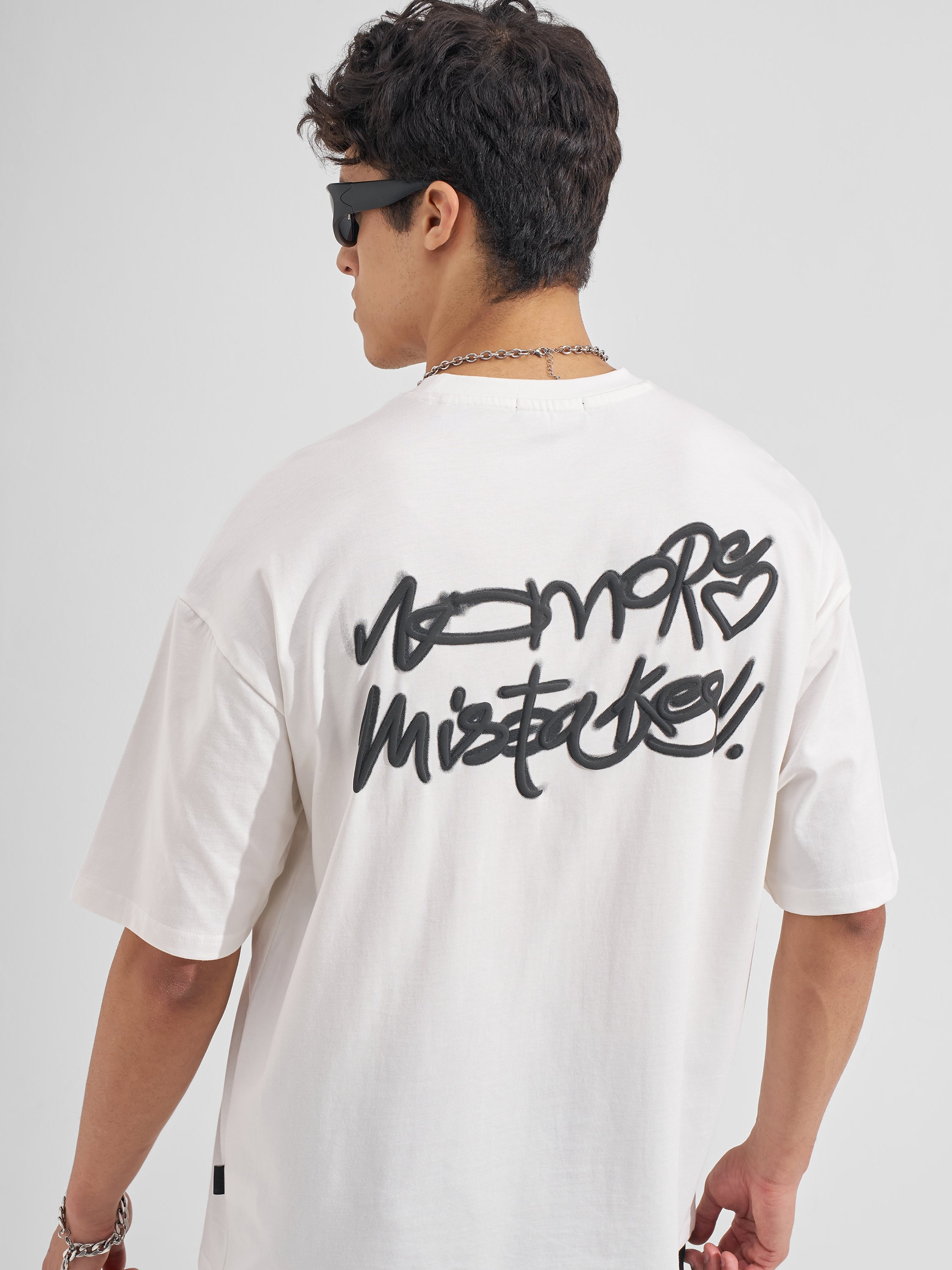 Highlander Men Off White Printed Round Neck Oversized Fit T-Shirt