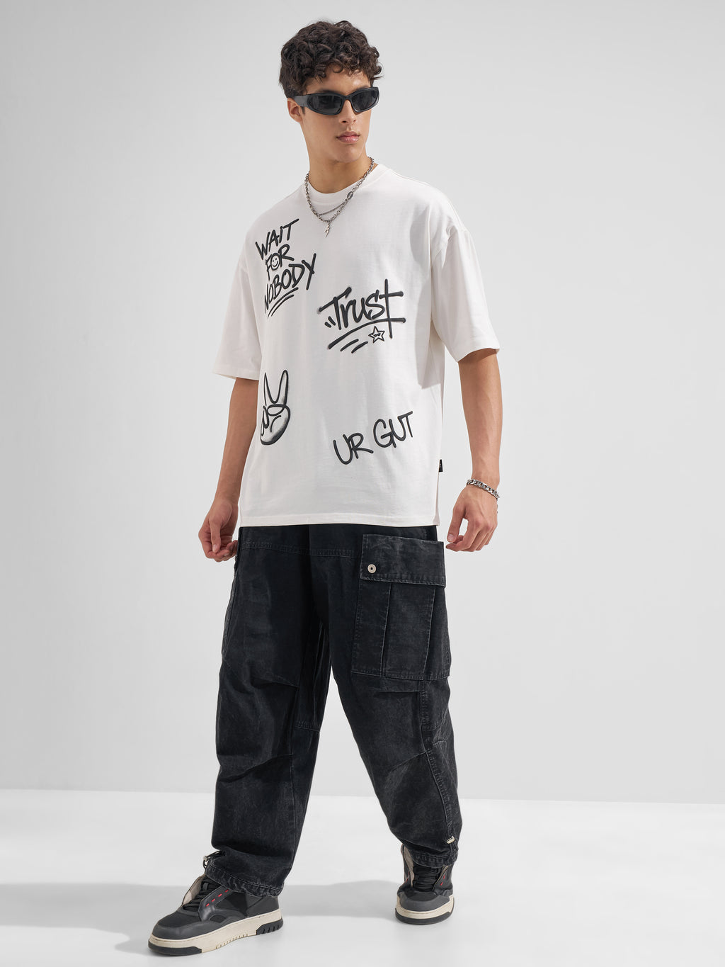 Highlander Men Off White Printed Round Neck Oversized Fit T-Shirt