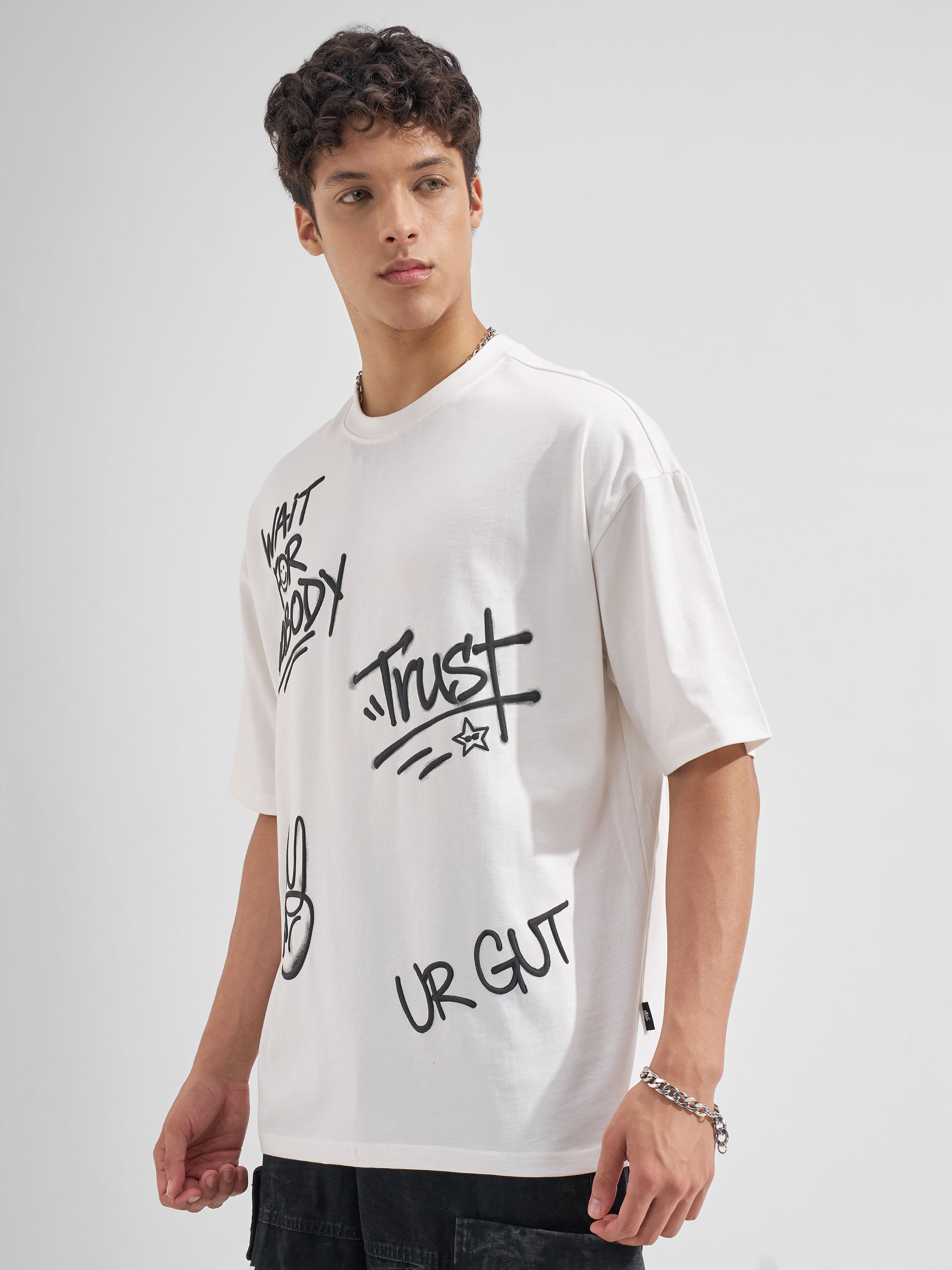 Highlander Men Off White Printed Round Neck Oversized Fit T-Shirt