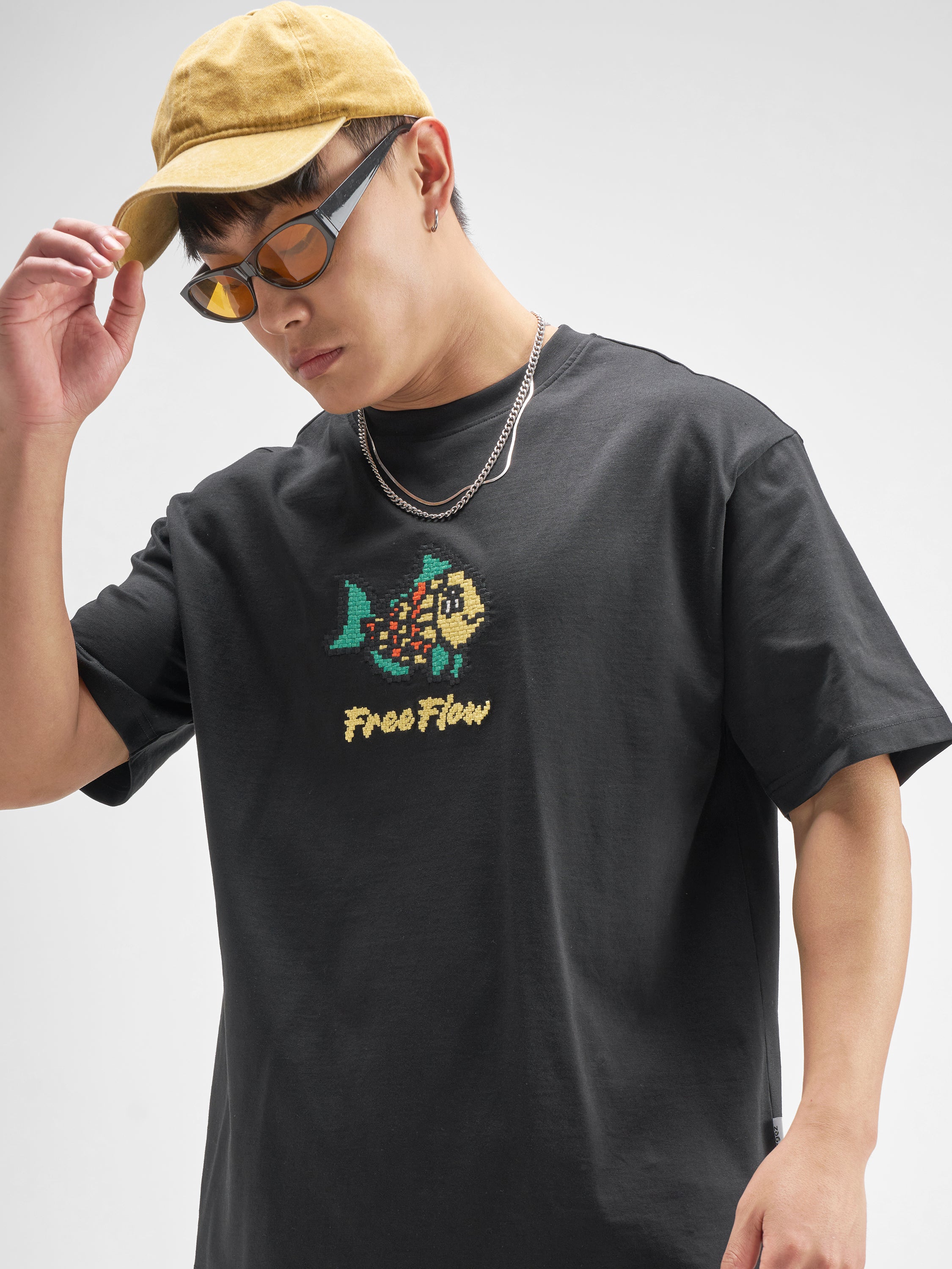 Highlander Men Black Embroidered Round Neck T-Shirt - Black - Image 1