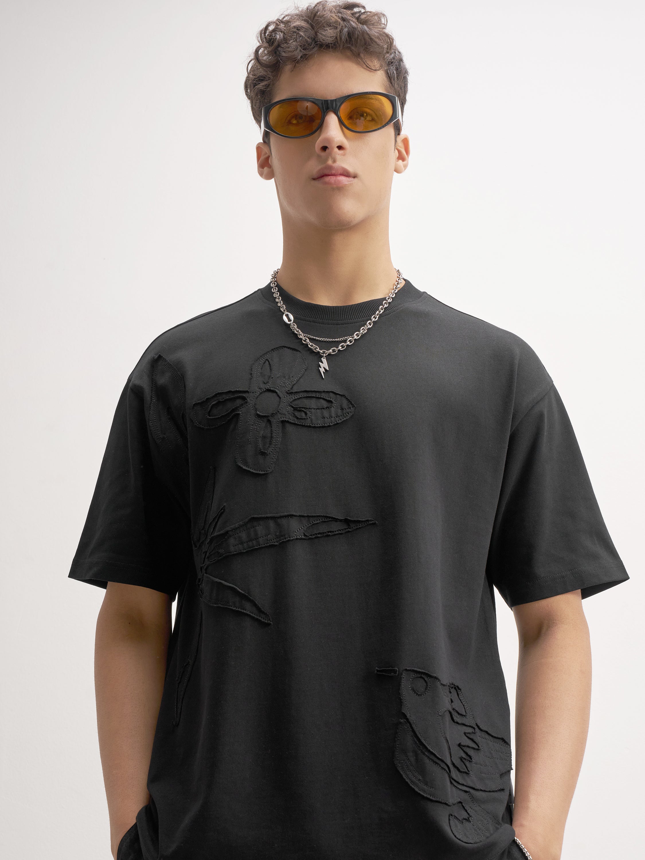 Highlander Men Black Applique Round Neck T-Shirt - Black - Image 1