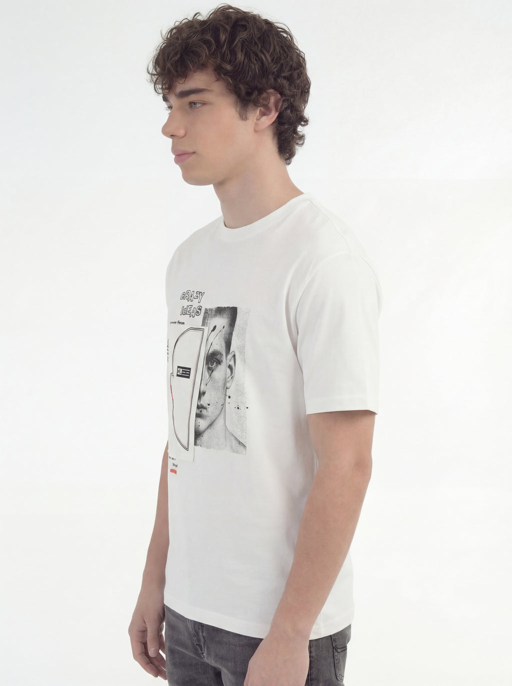 Highlander Men White Applique Round Neck T-Shirt - White - Image 6