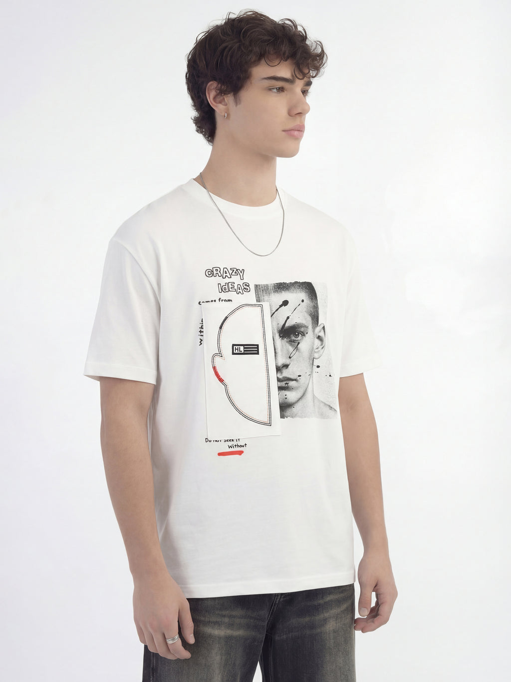 Highlander Men White Applique Round Neck T-Shirt - White - Image 8