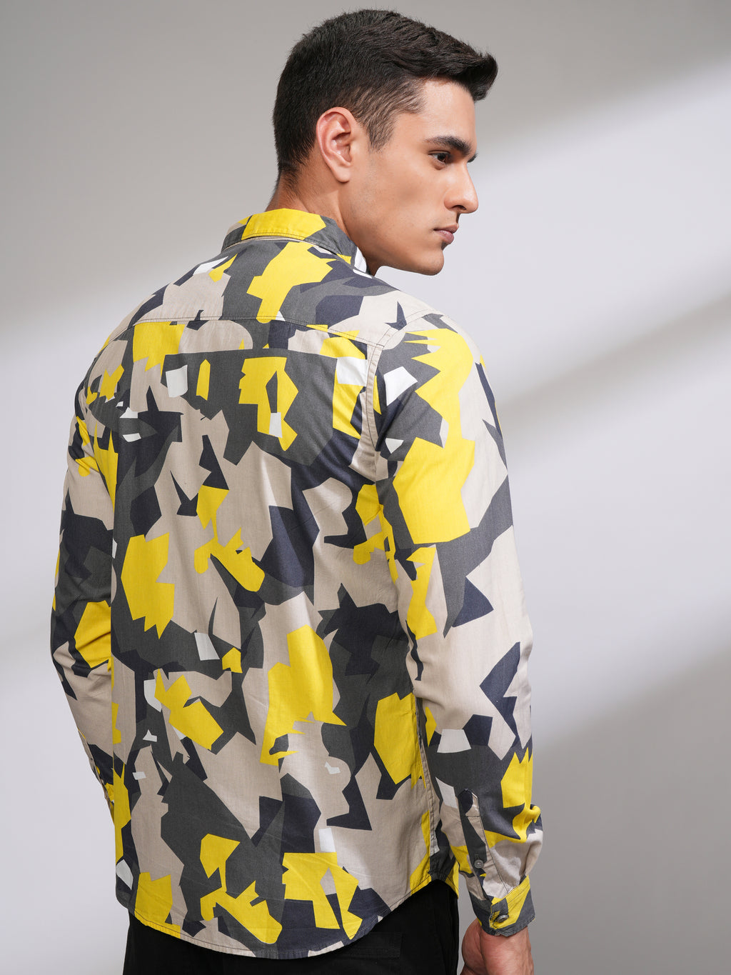 Highlander Men Olive Printed Slim Fit Casual Shirt - Olive - Image 3