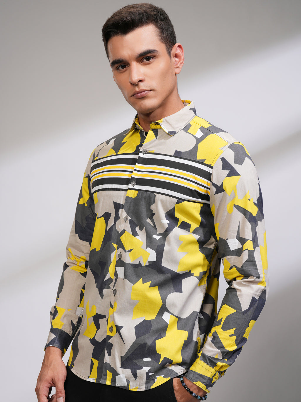 Highlander Men Olive Printed Slim Fit Casual Shirt - Olive - Image 4