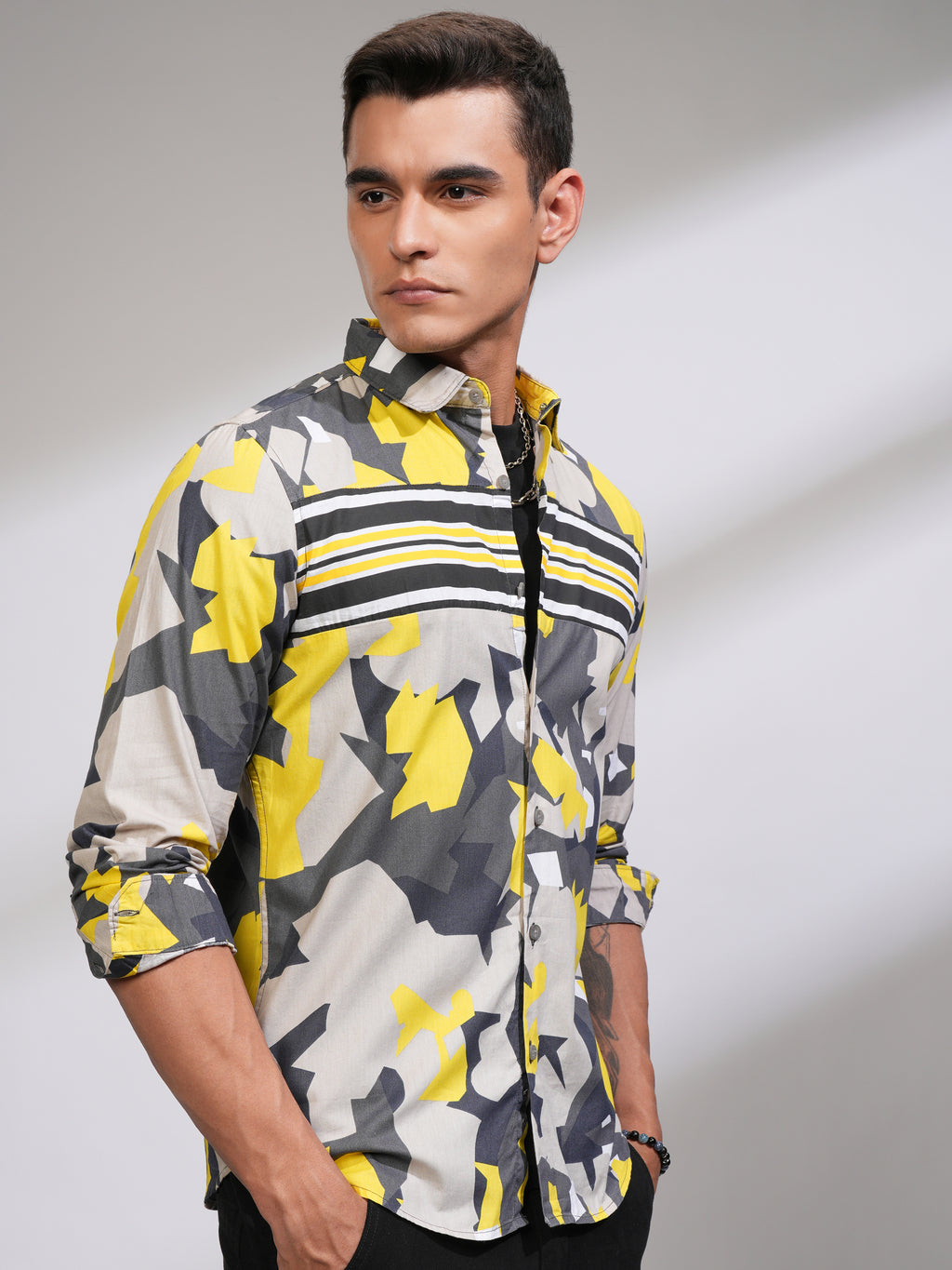 Highlander Men Olive Printed Slim Fit Casual Shirt - Olive - Image 6