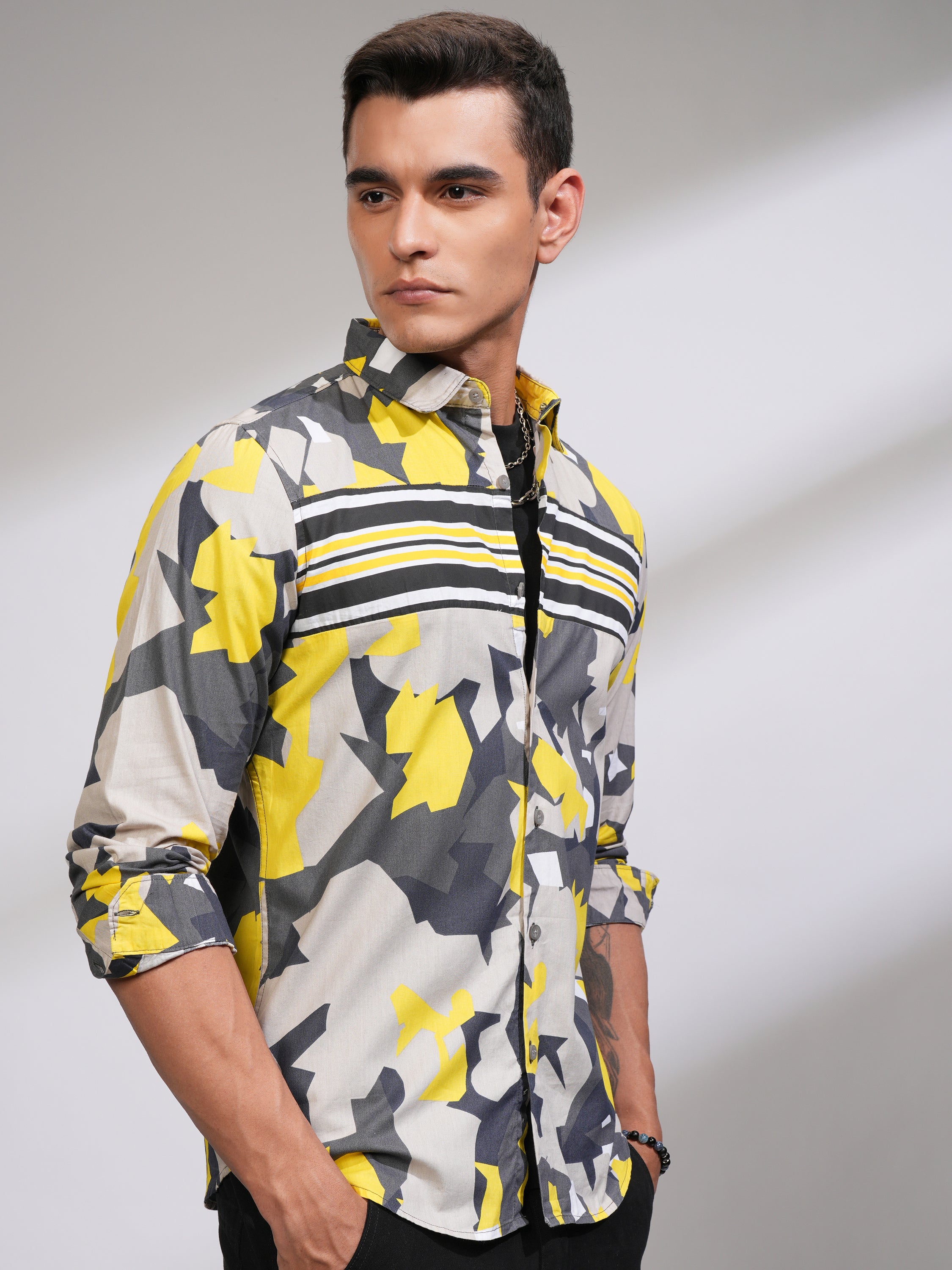 Highlander Men Olive Printed Slim Fit Casual Shirt - Olive - Image 6