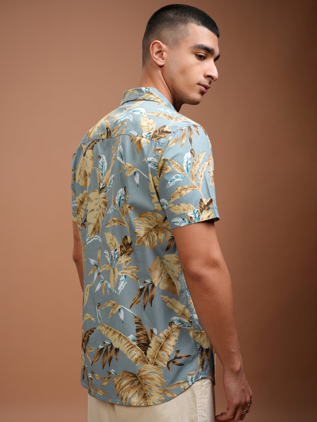Highlander Men Dusty Mint/Beige Printed Casual Shirt - Green - Image 3