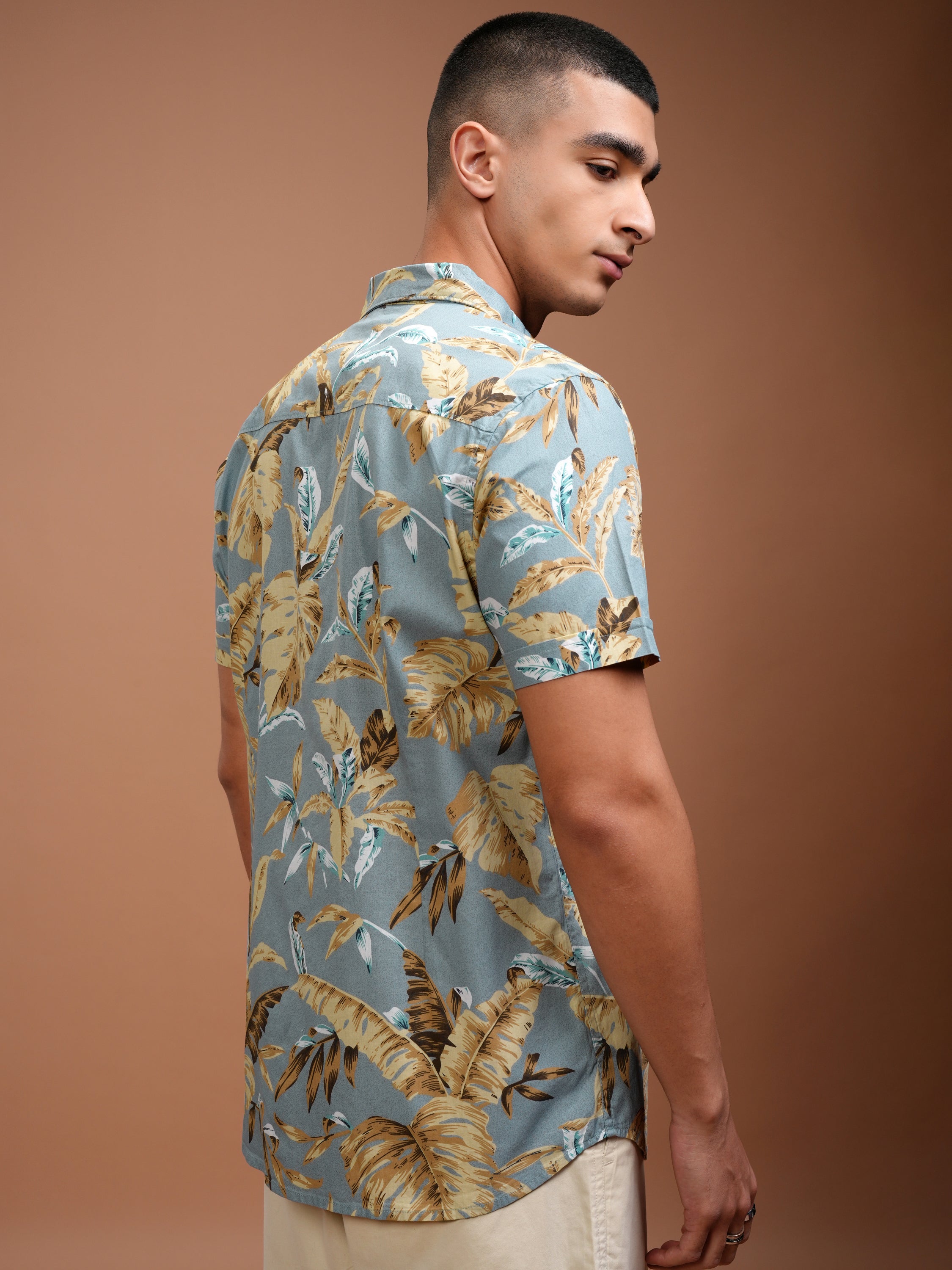 Highlander Men Dusty Mint/Beige Printed Casual Shirt - Green - Image 3