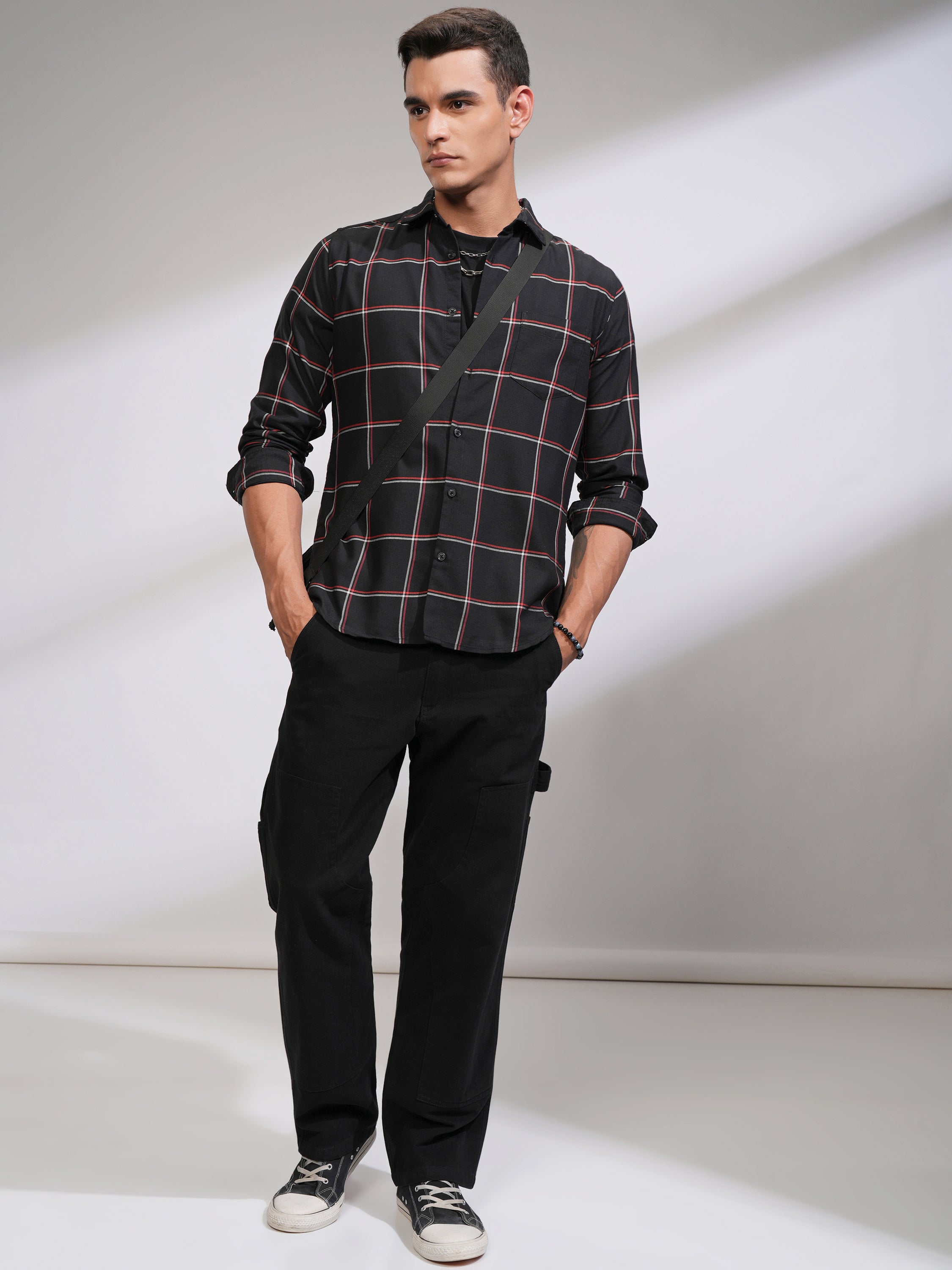 Highlander Men Black Slim Fit Casual Shirt - Black - Image 2