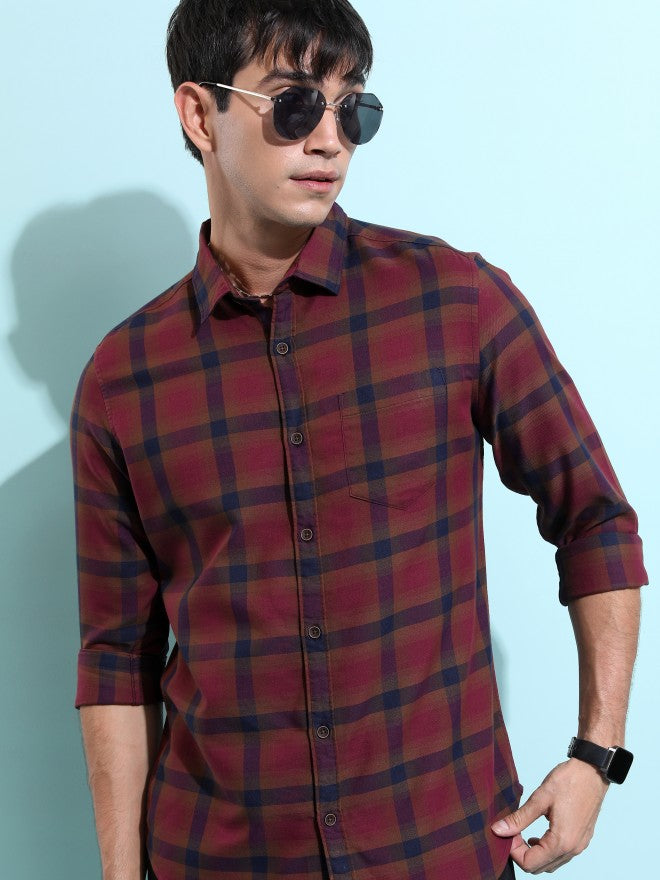 Highlander Men Burgundy Checked Slim Fit Casual Shirt - Burgundy - Image 4