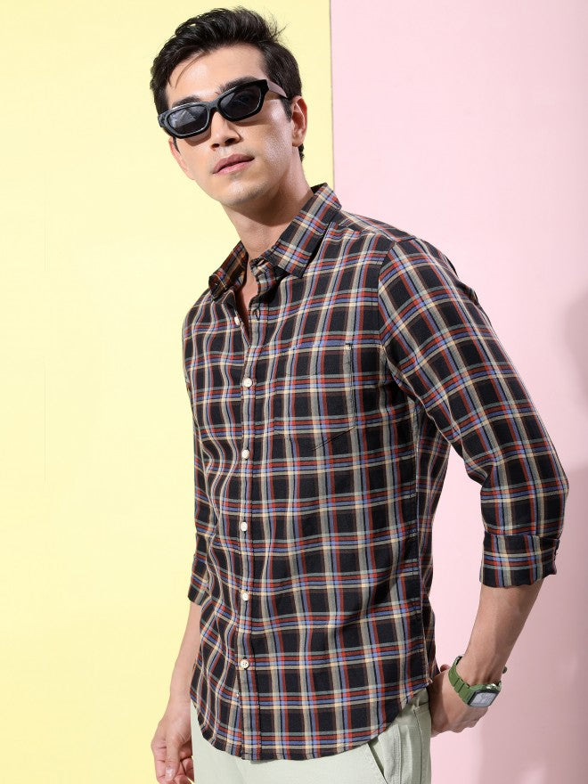 Highlander Men Black Checked Slim Fit Casual Shirt - Black - Image 4