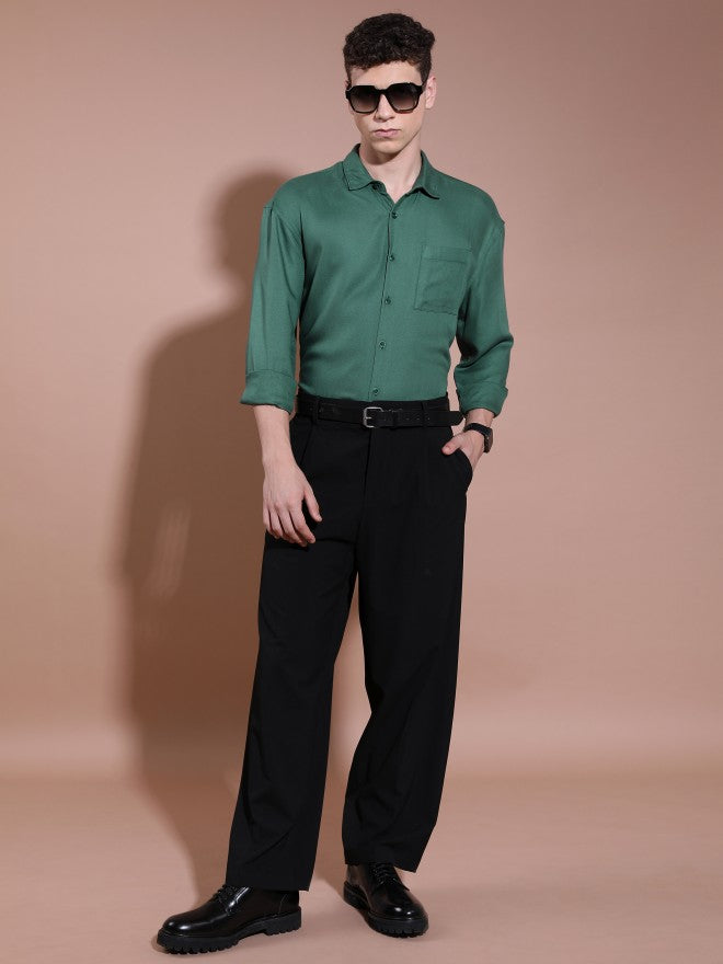 Highlander Men Dark Green Solid Oversized Fit Casual Shirt - Green - Image 2