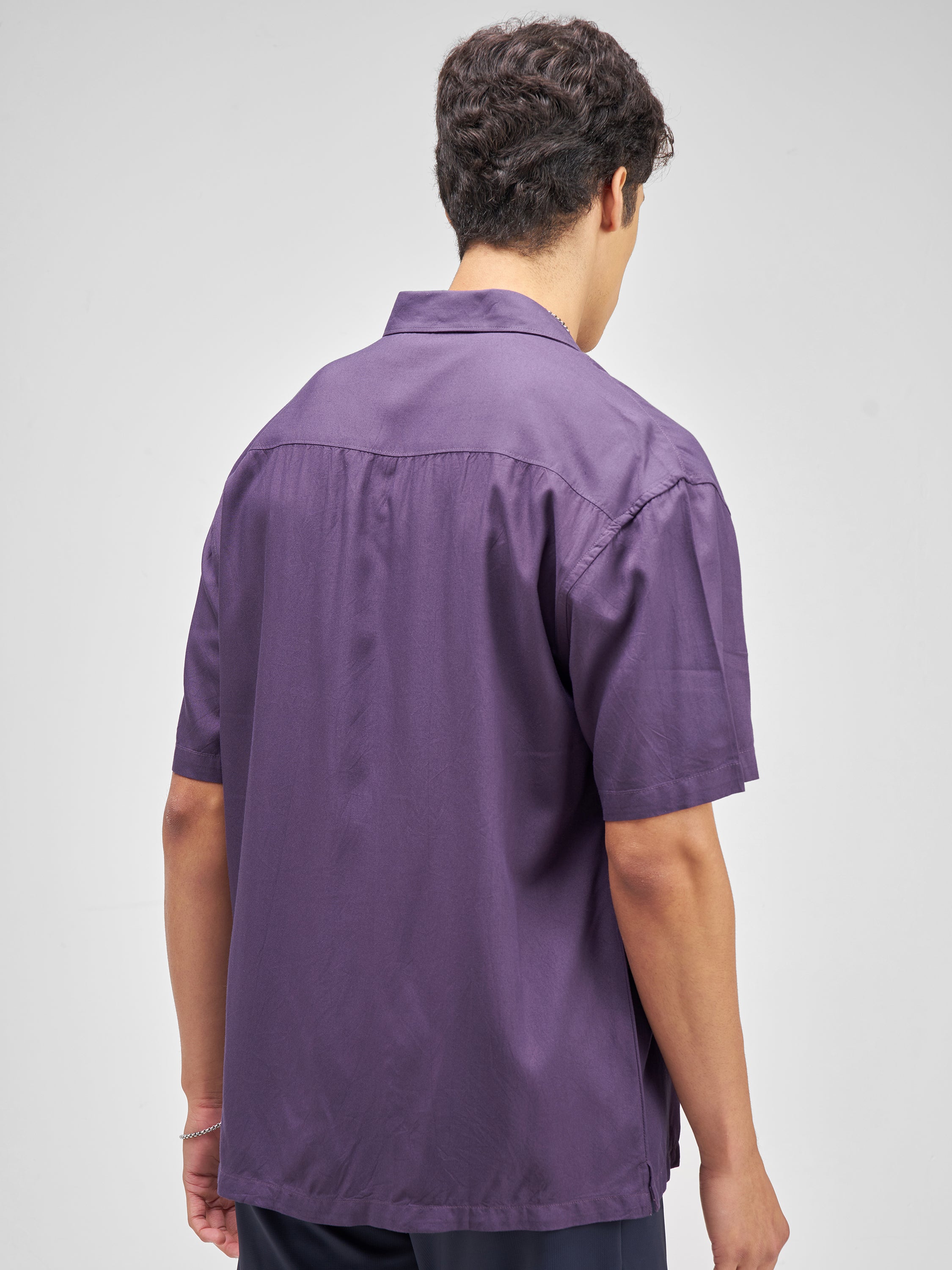 Highlander Men Purple Solid Relaxed Fit Casual Shirt - Purple - Image 3