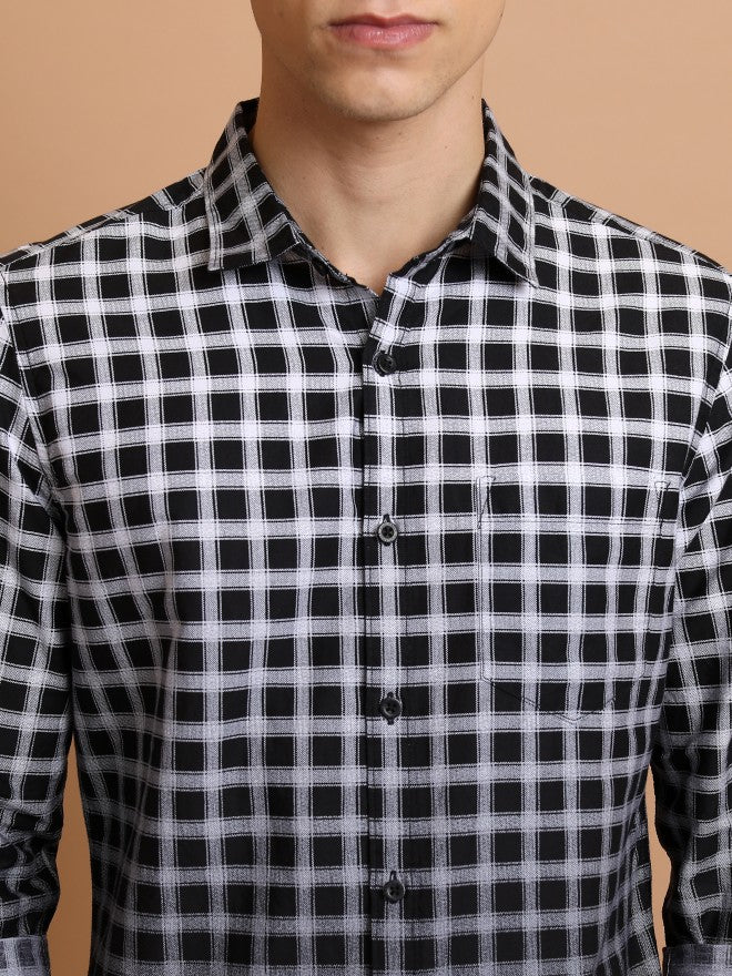 Highlander Men Black Checked Slim Fit Casual Shirt - Black - Image 5