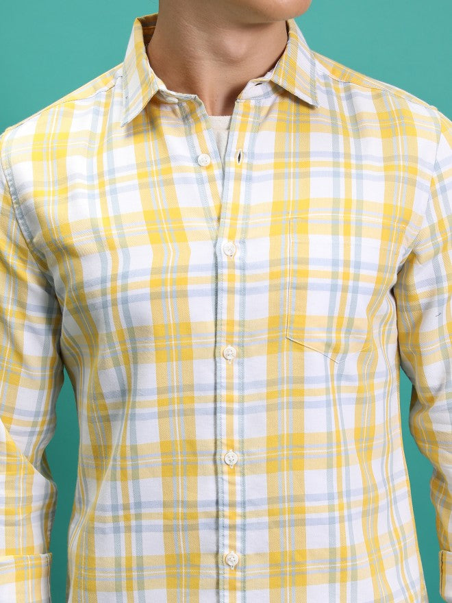 Highlander Men White/Yellow Checked Slim Fit Casual Shirt - White - Image 5