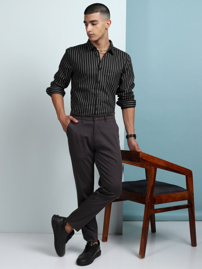 Highlander Men Black Striped Slim Fit Casual Shirt - Black - Image 2