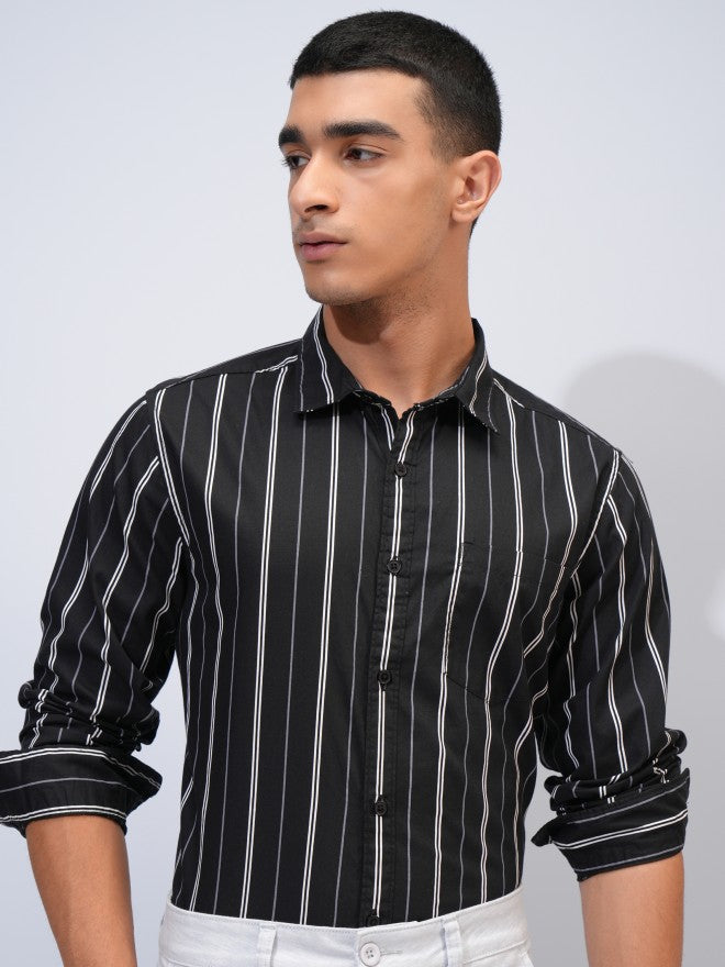 Highlander Men Black Striped Slim Fit Casual Shirt - Black - Image 1