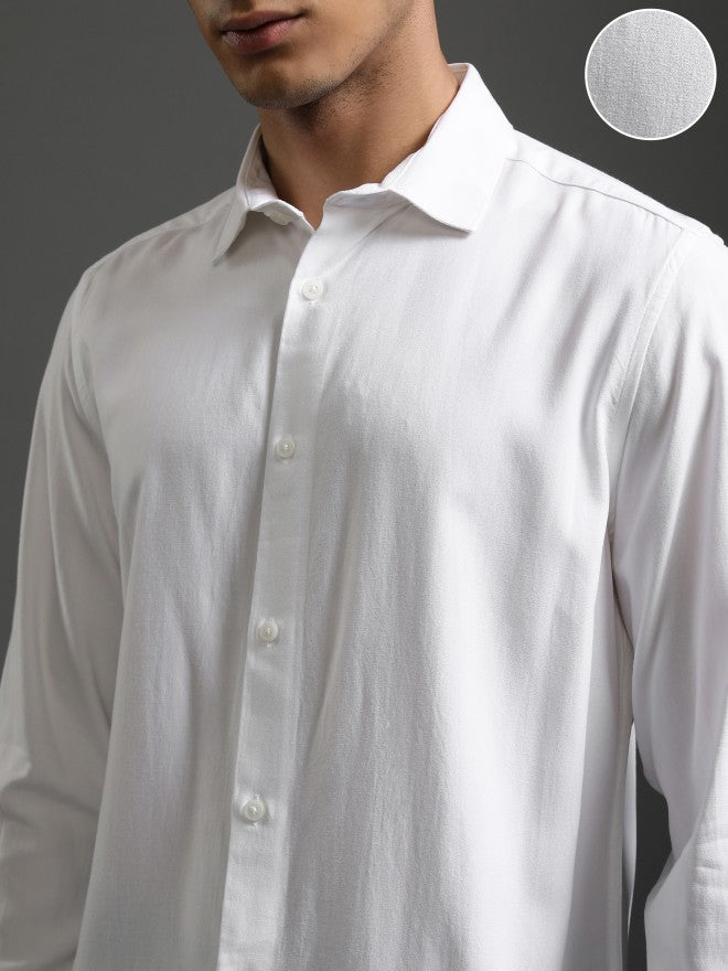 Highlander Men White Solid Slim Fit Casual Shirt - White - Image 5