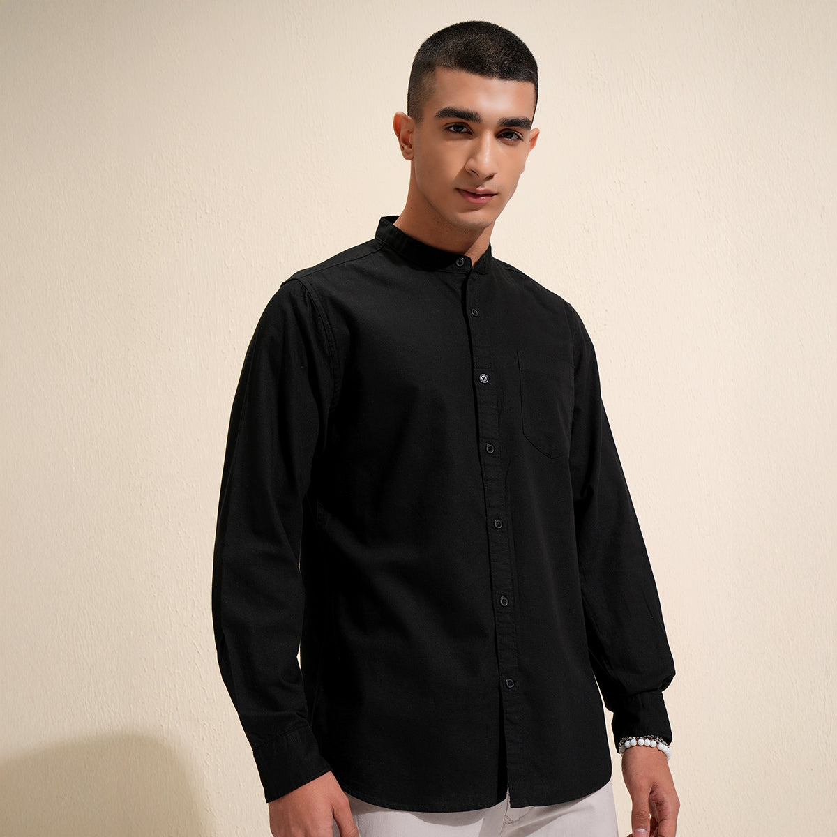 Highlander Men Black Solid Regular Fit Casual Shirt - Black - Image 1