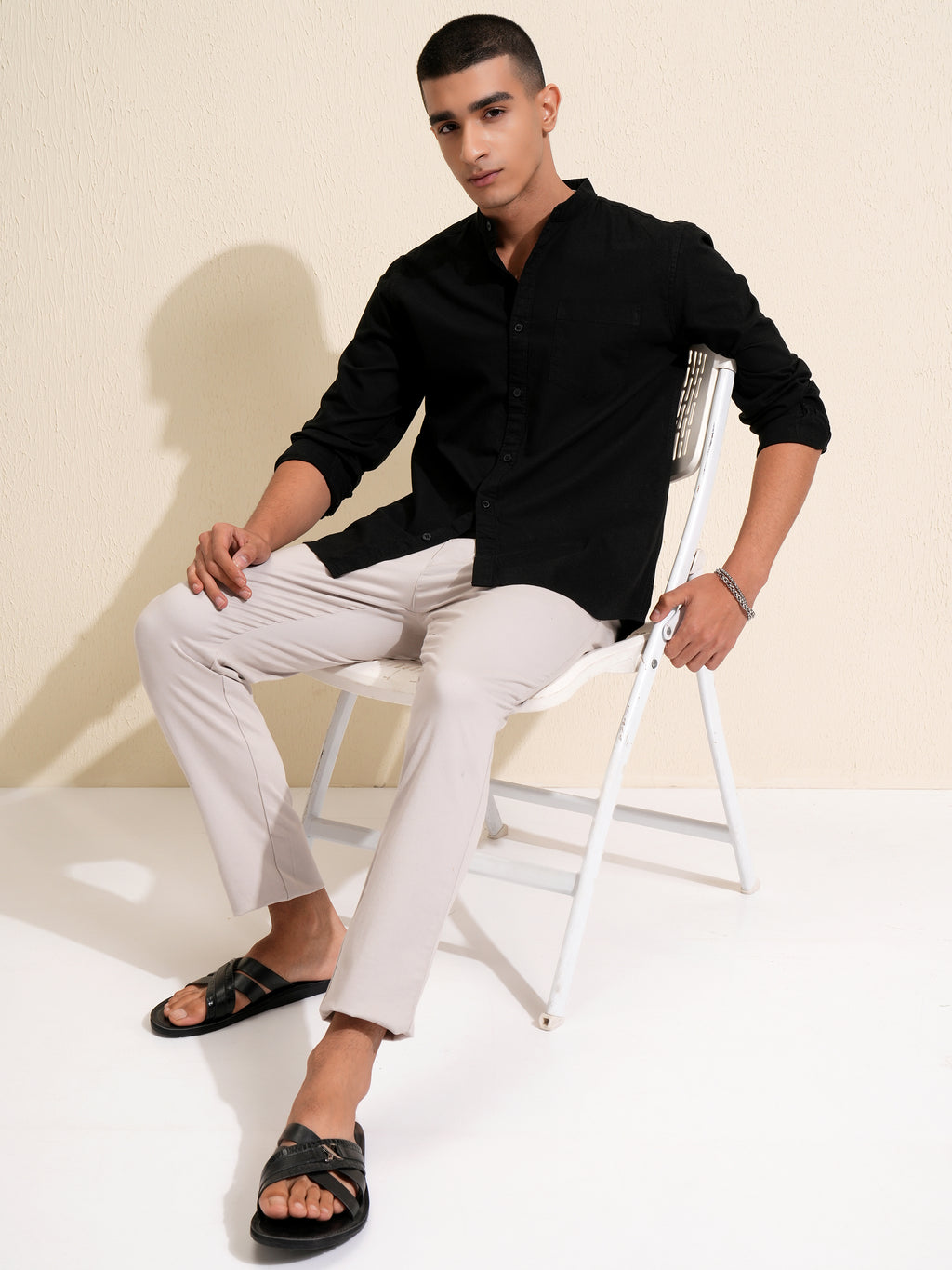 Highlander Men Black Solid Regular Fit Casual Shirt - Black - Image 2
