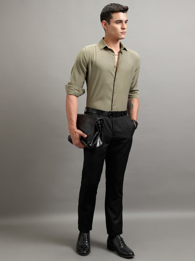 Highlander Men Olive Solid Slim Fit Casual Shirt - Olive - Image 2