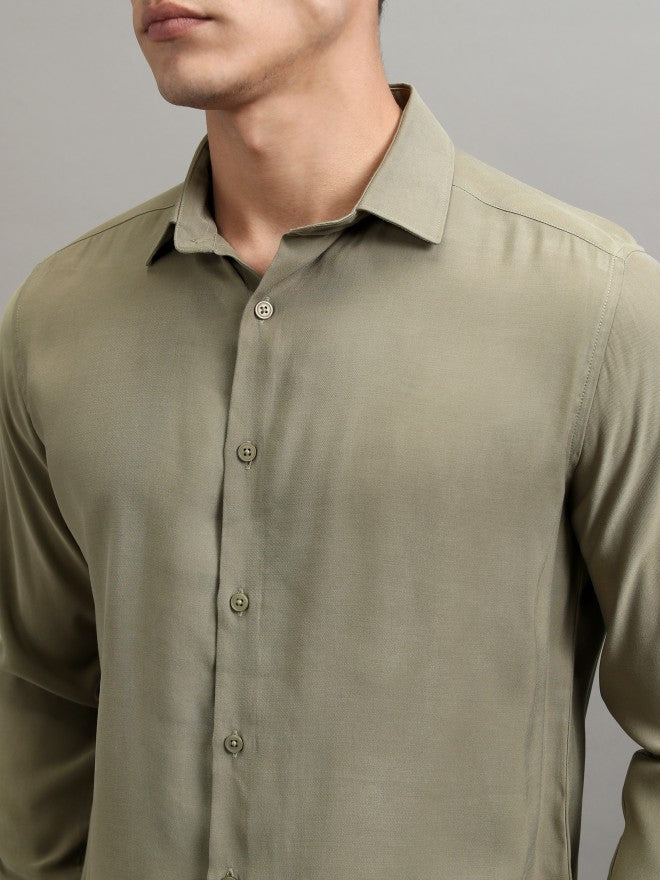 Highlander Men Olive Solid Slim Fit Casual Shirt - Olive - Image 5