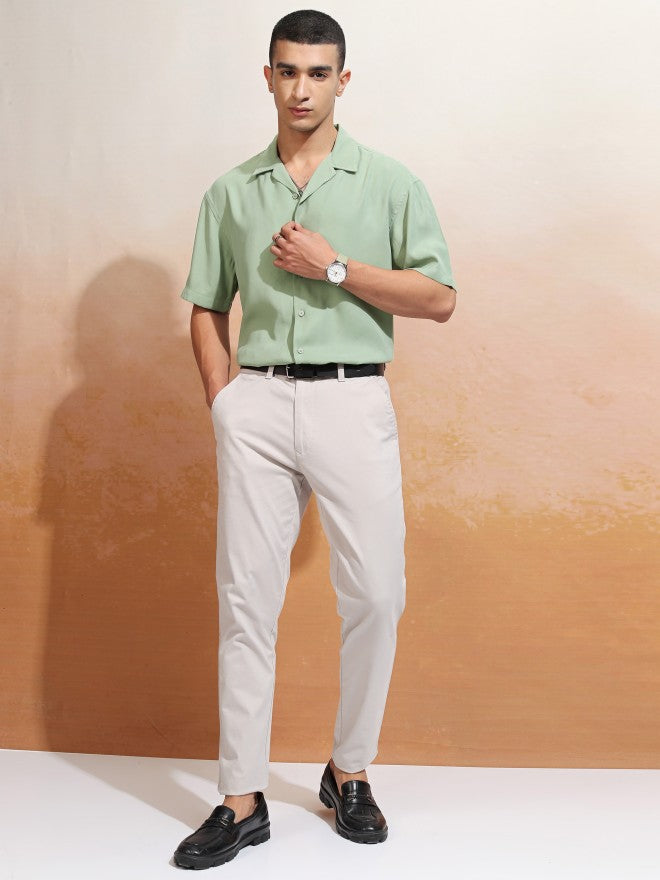 Highlander Men Green Solid Relaxed Fit Casual Shirt - Green - Image 2