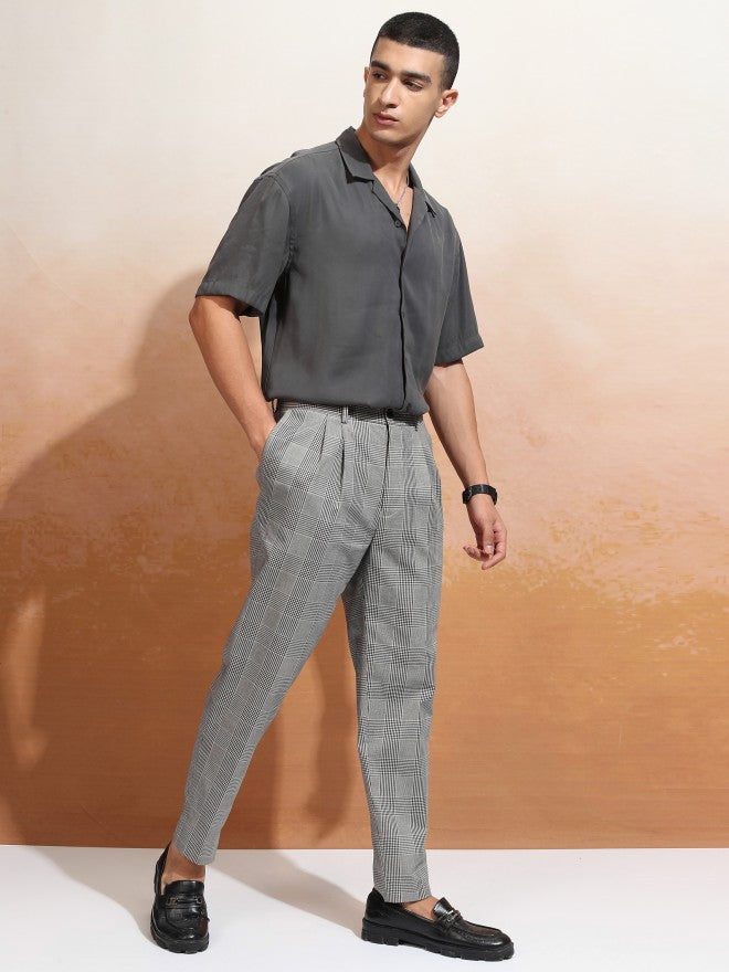 Highlander Men Grey Solid Relaxed Fit Casual Shirt - Grey - Image 2