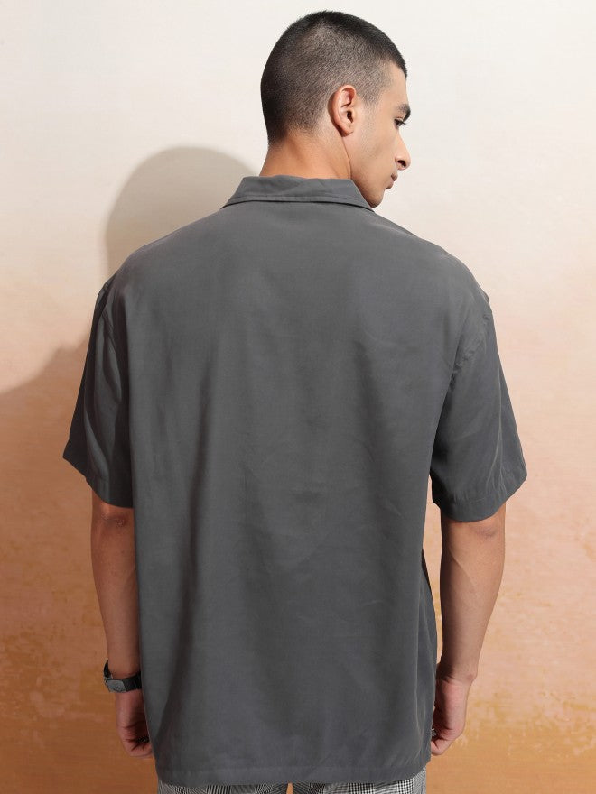 Highlander Men Grey Solid Relaxed Fit Casual Shirt - Grey - Image 3