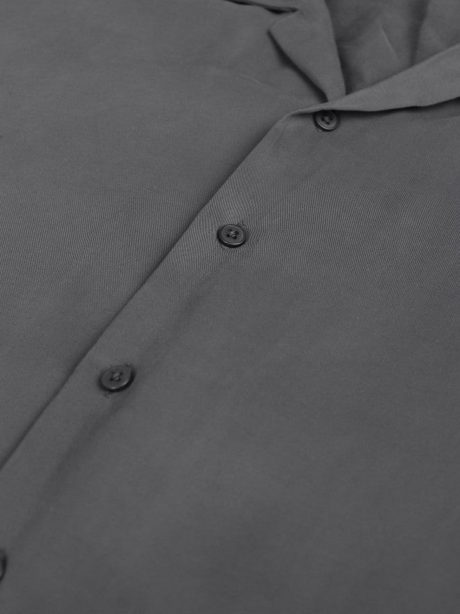 Highlander Men Grey Solid Relaxed Fit Casual Shirt - Grey - Image 9