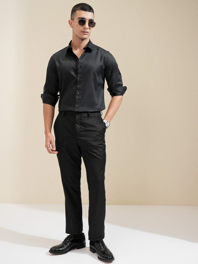 Highlander Men Black Textured Slim Fit Casual Shirt - Black - Image 2