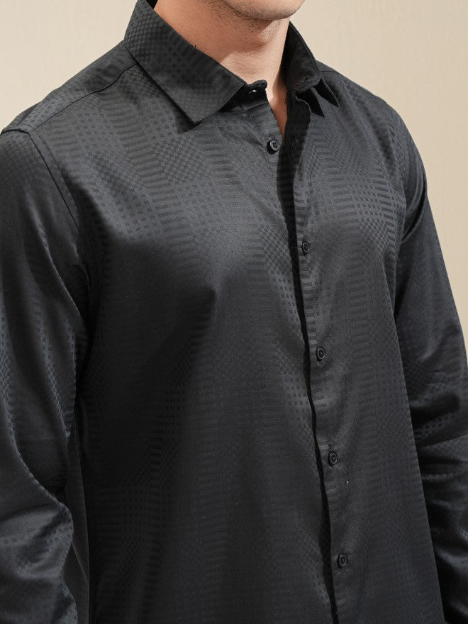 Highlander Men Black Textured Slim Fit Casual Shirt - Black - Image 5