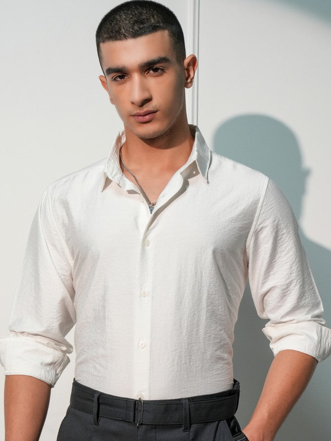 Highlander Men White Solid Slim Fit Casual Shirt - White - Image 1