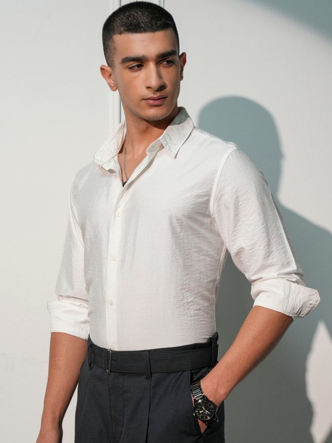 Highlander Men White Solid Slim Fit Casual Shirt - White - Image 4