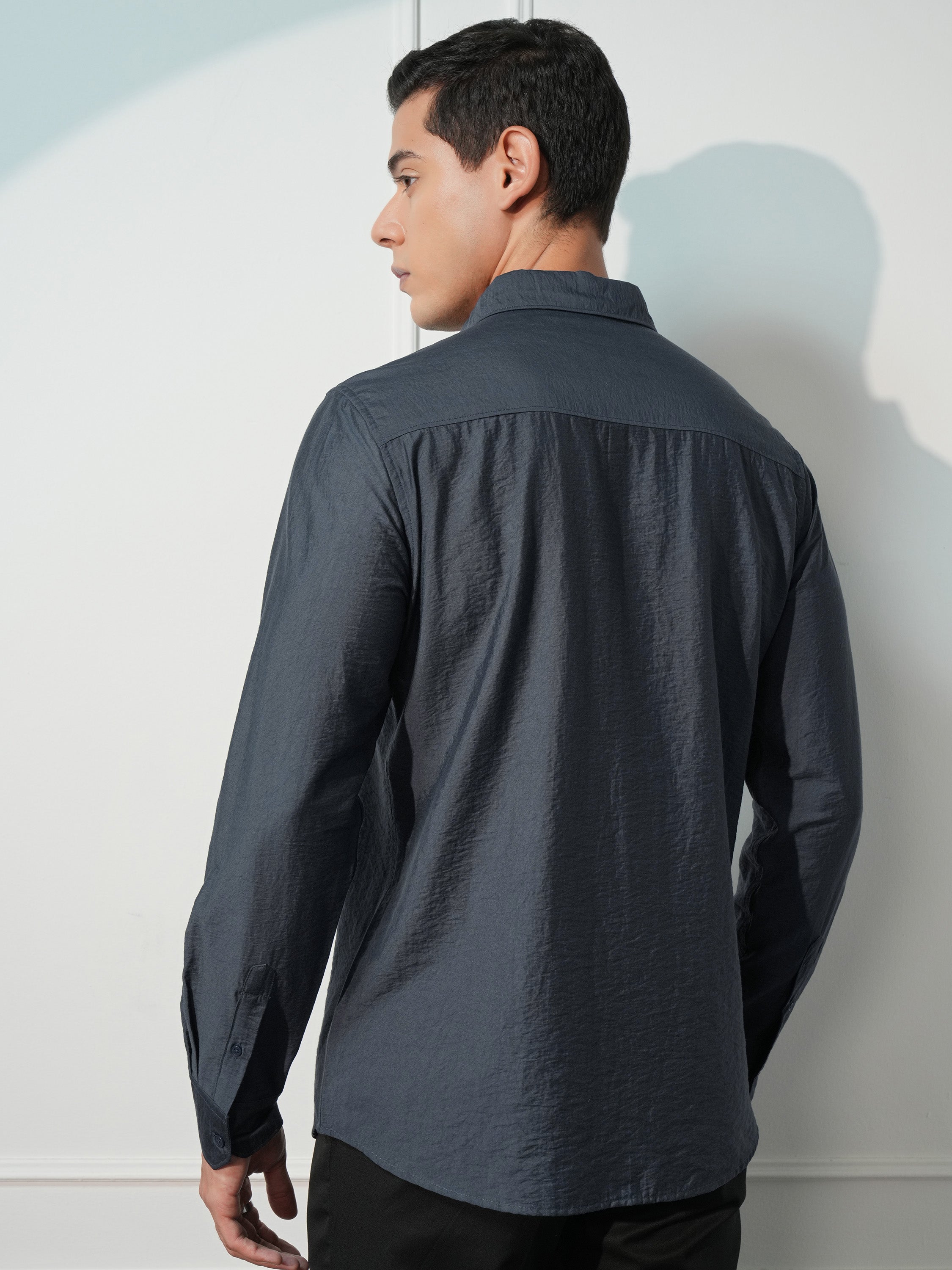 Highlander Men Blue Solid Slim Fit Casual Shirt - Blue - Image 3