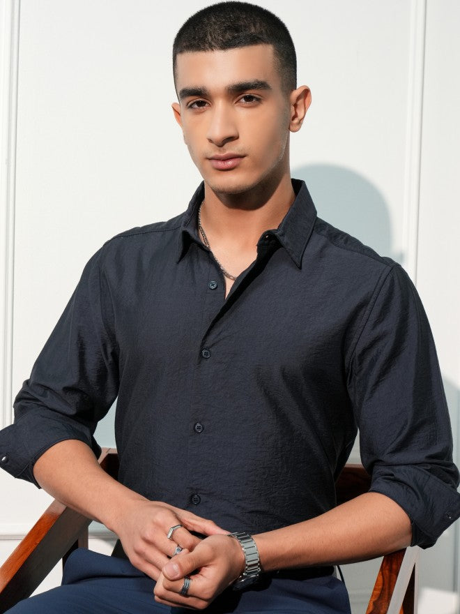 Highlander Men Navy Blue Solid Slim Fit Casual Shirt - Navy Blue - Image 1