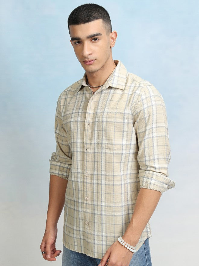 Highlader Men Beige Checked Regular Fit Casual Shirt - Beige - Image 4
