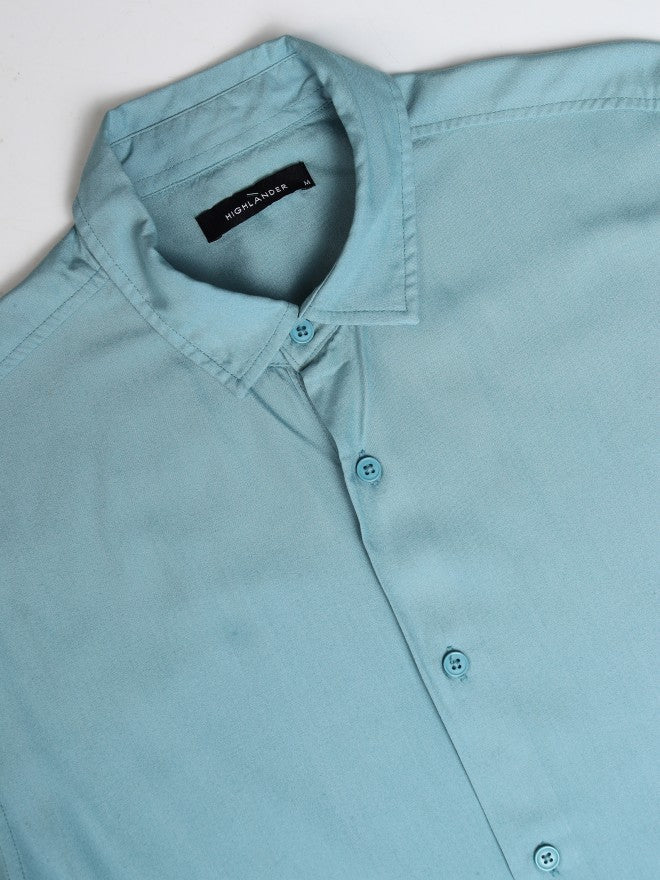 Highlander Men Blue Solid Relaxed Fit Casual Shirt - Blue - Image 7