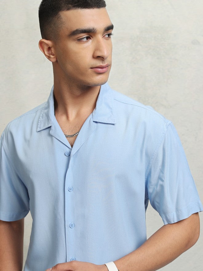Highlander Men Blue solid Relaxed Fit Casual Shirt - Blue - Image 1