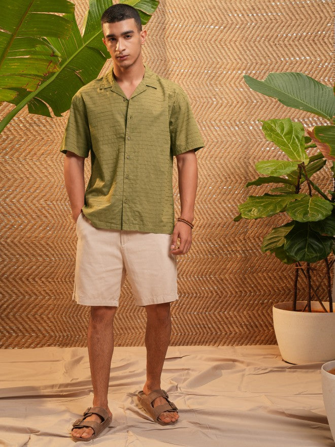 Highlander Men Green Textured Relaxed Fit Casual Shirt - Green - Image 2