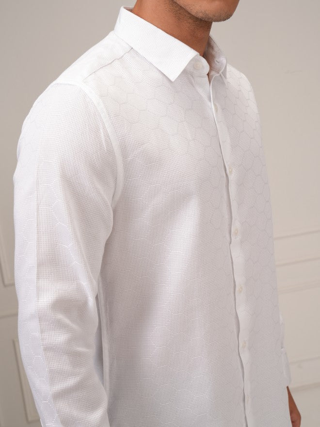 Highlander Men White Solid Slim Fit Casual Shirt - White - Image 5