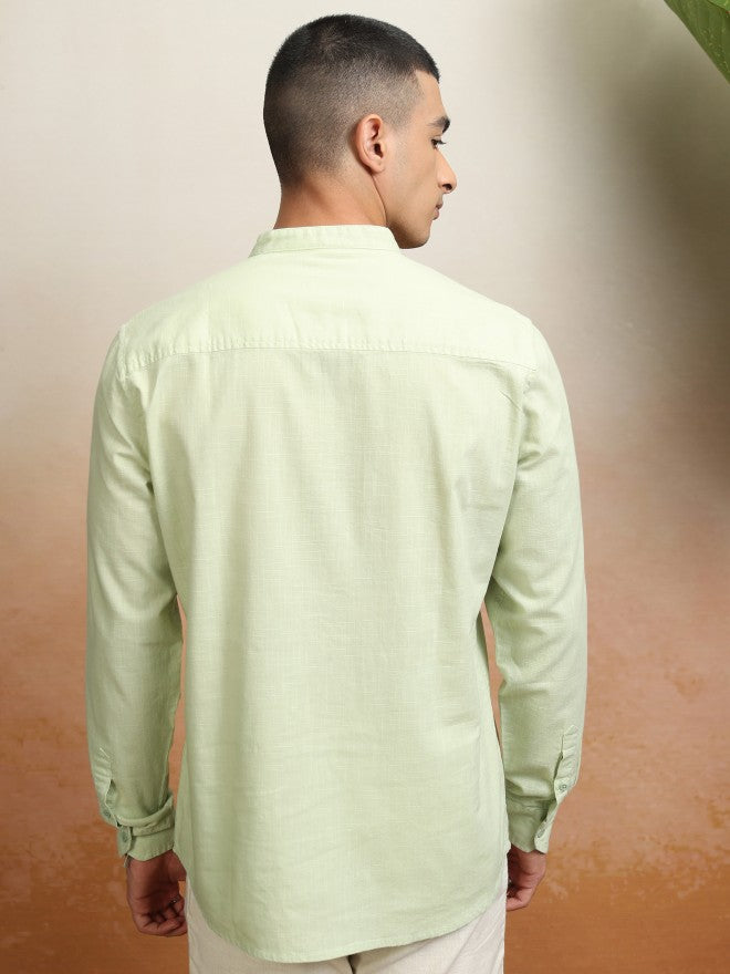 Highlander Men Green Solid Regular Fit Casual Shirt - Green - Image 3