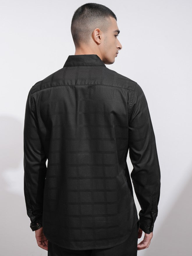 Highlander Men Black Textured Slim Fit Casual Shirt - Black - Image 3
